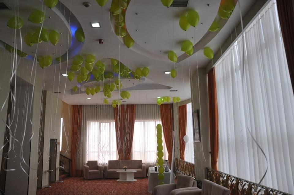 Ambassador Hotel 巴库 外观 照片