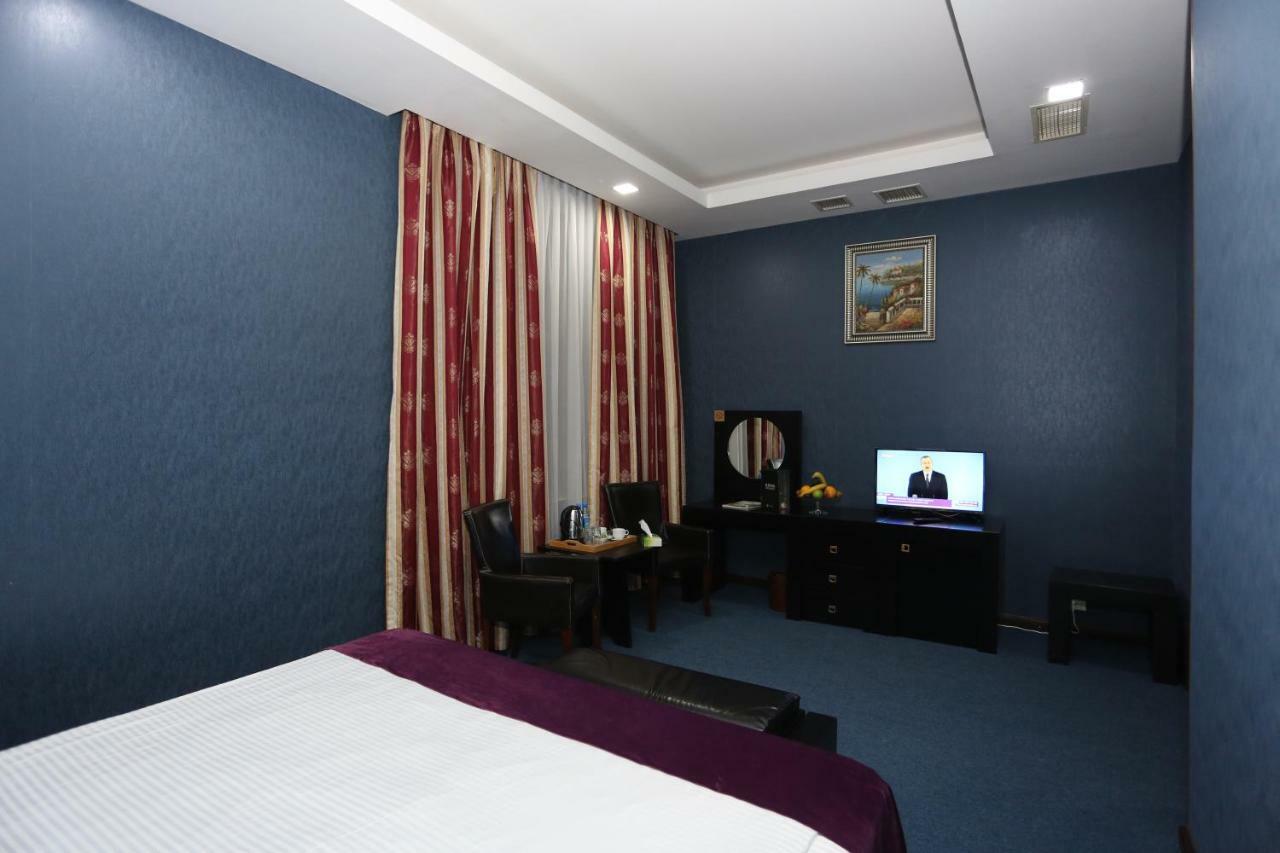 Ambassador Hotel 巴库 外观 照片